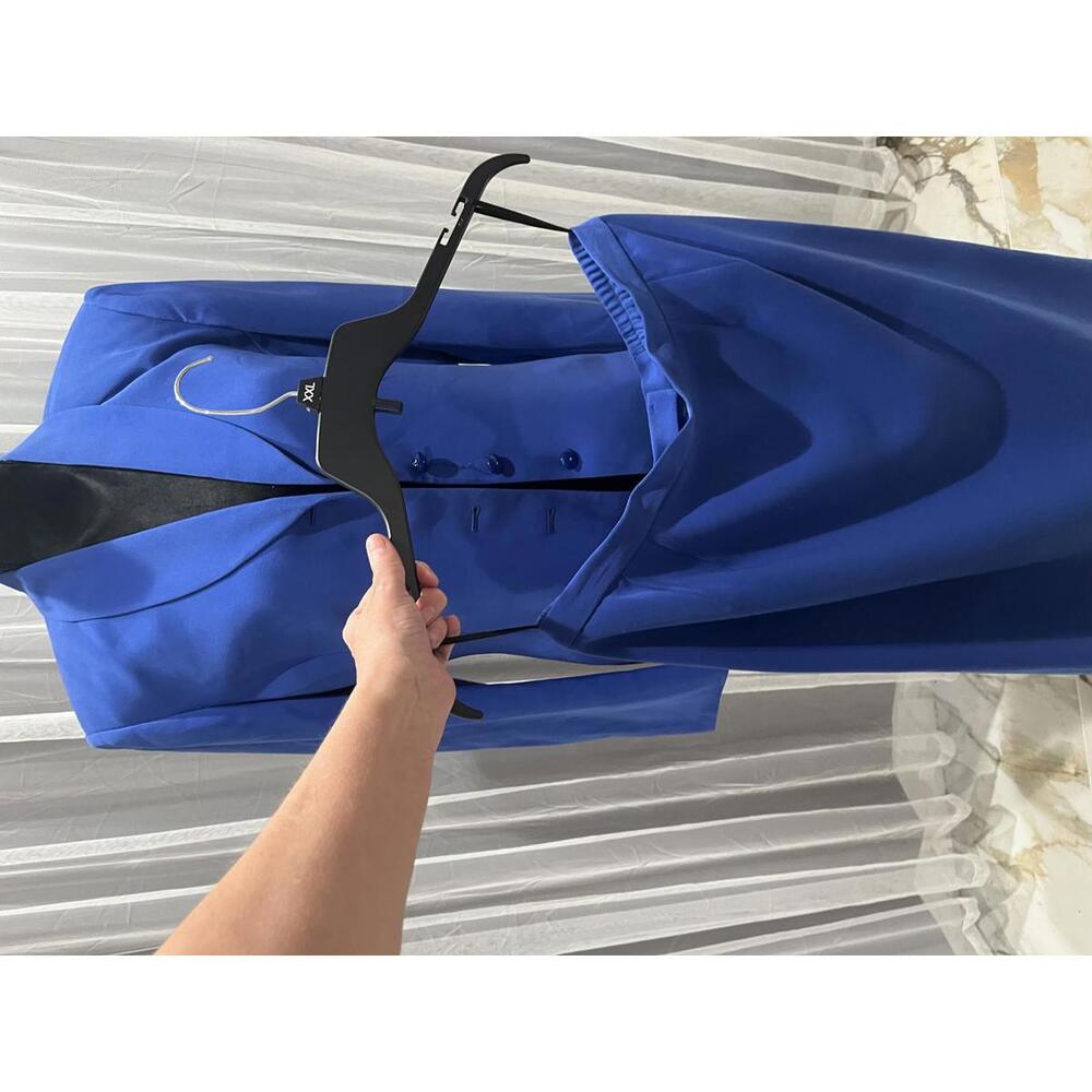 Kasper Women's Blue Skirt Suit Set - Blazer and Skirt